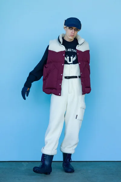 Look 18